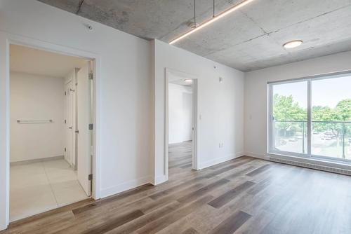 Appartement de 1 chambre à louer à Montreal - Saint-Laurent — photo 2