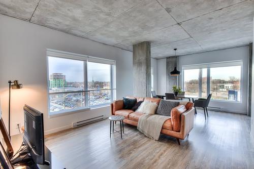 2 bedrooms apartment for rent in Laval — photo 7