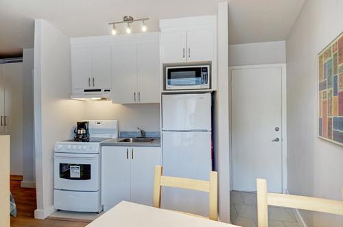 Studio for rent in Québec - La Cité-Limoilou — photo 5