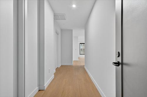 Appartement de 3 chambres à louer à Montreal - Ville-Marie — photo 15