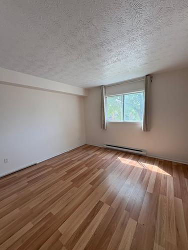 2 bedrooms apartment for rent in Sherbrooke — photo 6