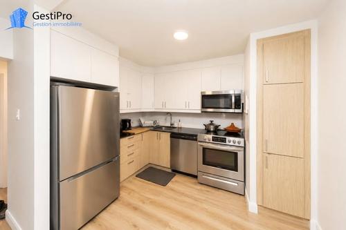 Appartement de 1 chambre à louer à Québec - Sainte-Foy–Sillery–Cap-Rouge — photo 2