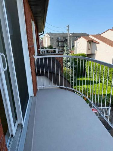 2 bedrooms apartment for rent in Laval — photo 11