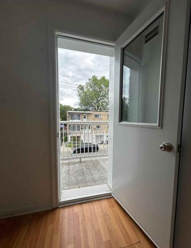3 bedrooms apartment for rent in Montreal - Ahuntsic-Cartierville — photo 9