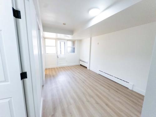 4 bedrooms apartment for rent in Montreal - Le Plateau-Mont-Royal — photo 3