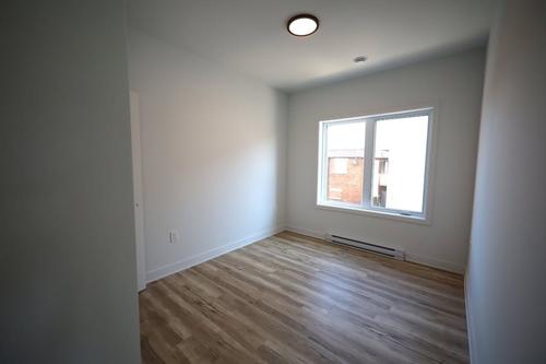Appartement de 3 chambres à louer à Longueuil — photo 8