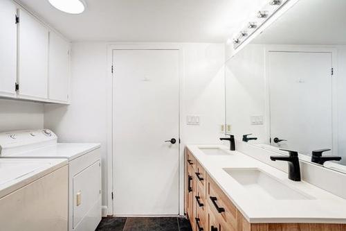 2 bedrooms apartment for rent in Montreal - Ville-Marie — photo 9