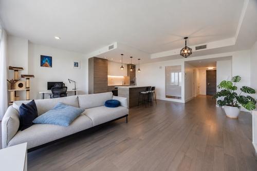 2 bedrooms apartment for rent in Laval — photo 17