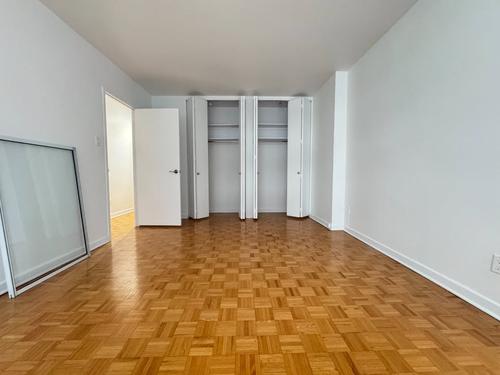 2 bedrooms apartment for rent in Montréal — photo 11
