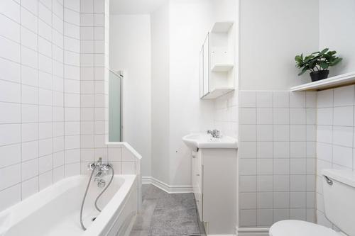 2 bedrooms apartment for rent in Montreal - Le Plateau-Mont-Royal — photo 23