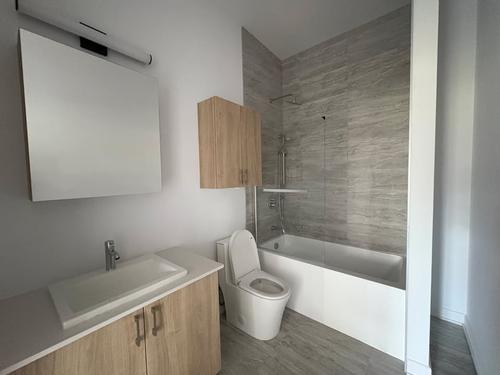 2 bedrooms apartment for rent in Laval — photo 14
