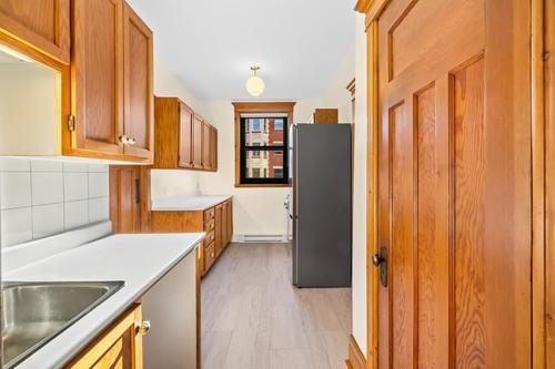 Appartement de 4 chambres à louer à Montréal — photo 8