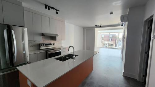 2 bedrooms apartment for rent in Montréal — photo 8