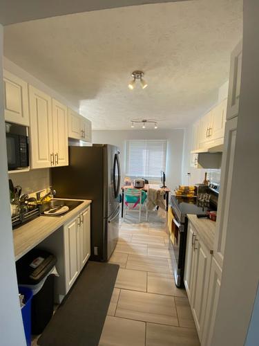 Appartement de 2 chambres à louer à Longueuil — photo 2