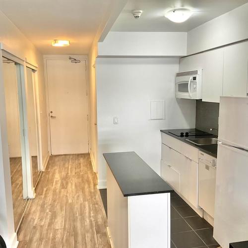 Studio for rent in Montreal - Ville-Marie — photo 18