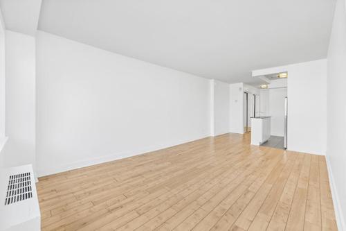 Studio for rent in Montreal - Ville-Marie — photo 11