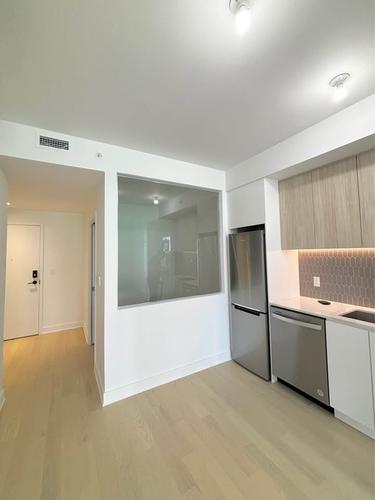 Appartement de 2 chambres à louer à Longueuil — photo 2