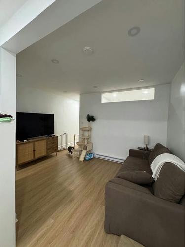 Appartement de 2 chambres à louer à Montreal - Ville-Marie — photo 2