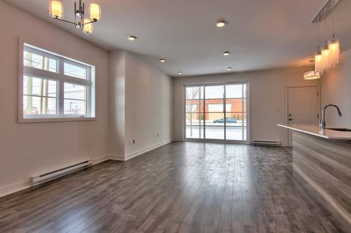 3 bedrooms apartment for rent in Laval — photo 5