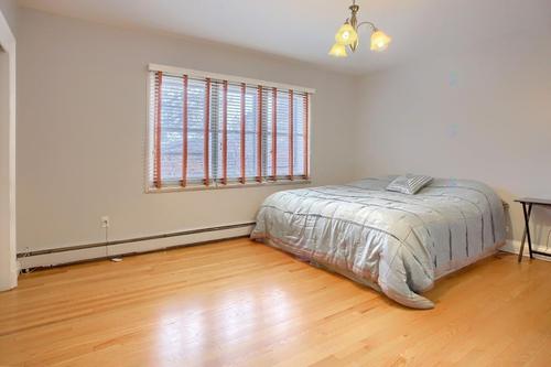 5 bedrooms apartment for rent in Montreal - Côte-des-Neiges–Notre-Dame-de-Grâce — photo 4