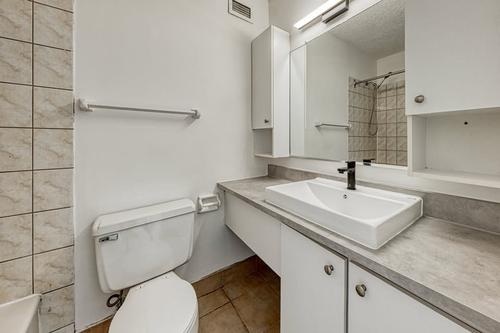 Studio for rent in Québec - Sainte-Foy–Sillery–Cap-Rouge — photo 5