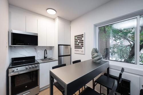 2 bedrooms apartment for rent in Montreal - Le Plateau-Mont-Royal — photo 2