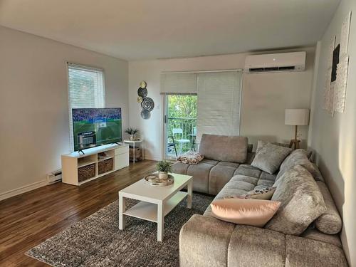 2 bedrooms apartment for rent in Laval — photo 2