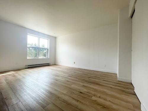 Appartement de 3 chambres à louer à Québec - Sainte-Foy–Sillery–Cap-Rouge — photo 2