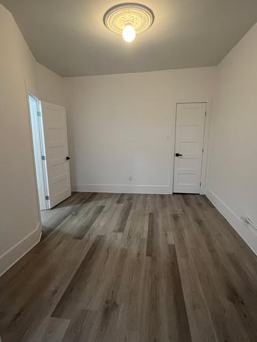 4 bedrooms apartment for rent in Montreal - Le Plateau-Mont-Royal — photo 2