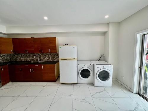 5 bedrooms apartment for rent in Montreal - Rosemont–La Petite-Patrie — photo 11