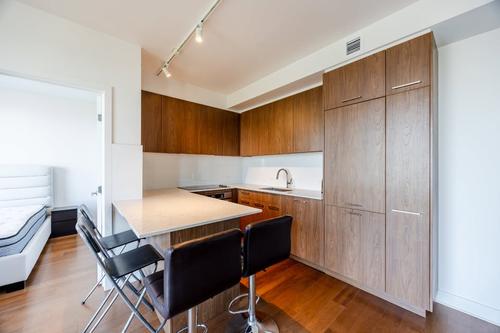 2 bedrooms apartment for rent in Montreal - Ville-Marie — photo 8