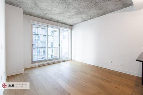 2 bedrooms apartment for rent in Montreal - Ville-Marie — photo 2