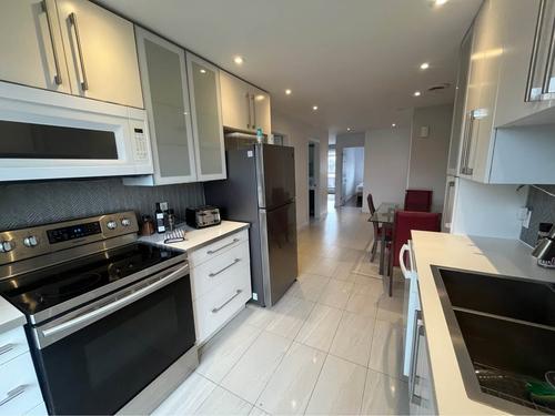 2 bedrooms apartment for rent in Laval — photo 2