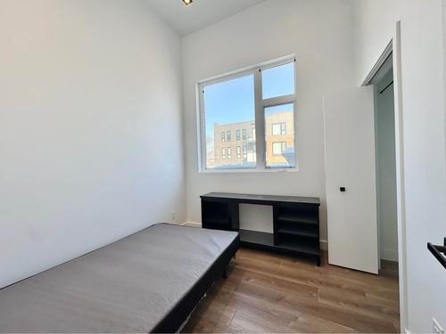 4 bedrooms apartment for rent in Montreal - Ville-Marie — photo 9