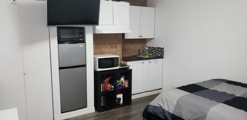 Studio for rent in Montreal - Ville-Marie — photo 3