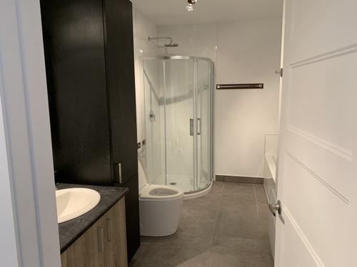 2 bedrooms apartment for rent in Sherbrooke — photo 9