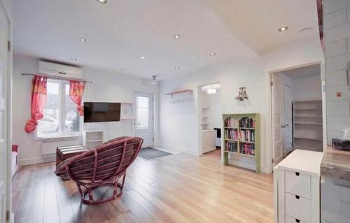 2 bedrooms apartment for rent in Montreal - Le Plateau-Mont-Royal — photo 3