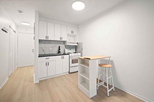 1 bedroom apartment for rent in Montreal - Ville-Marie — photo 4