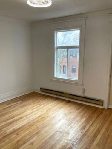 1 bedroom apartment for rent in Montreal - Le Plateau-Mont-Royal — photo 2