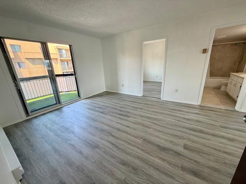 3 bedrooms apartment for rent in Laval — photo 10