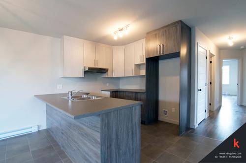 3 bedrooms apartment for rent in Sherbrooke — photo 4