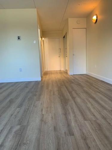 1 bedroom apartment for rent in Montreal - Saint-Laurent — photo 4