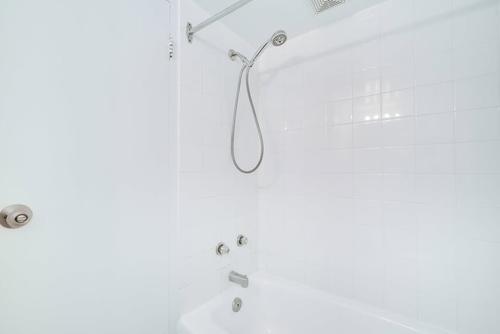 1 bedroom apartment for rent in Montreal - Ville-Marie — photo 9
