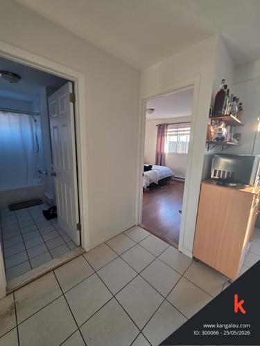 2 bedrooms apartment for rent in Laval — photo 8