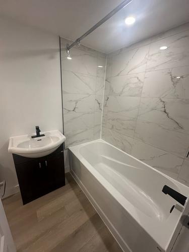 2 bedrooms apartment for rent in Sherbrooke — photo 9
