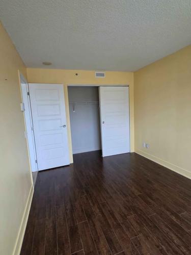 3 bedrooms apartment for rent in Laval — photo 11