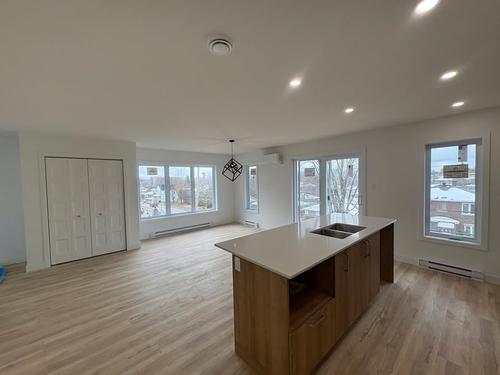 2 bedrooms apartment for rent in Sherbrooke — photo 5