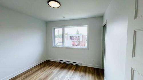 Appartement de 3 chambres à louer à Longueuil — photo 2