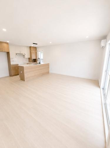 Appartement de 3 chambres à louer à Longueuil — photo 4