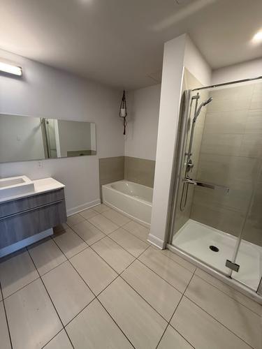 2 bedrooms apartment for rent in Laval — photo 8